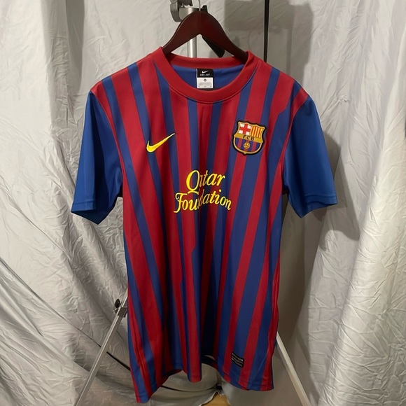 FC Barcelona Football Jersey #10 - Picture 1 of 3